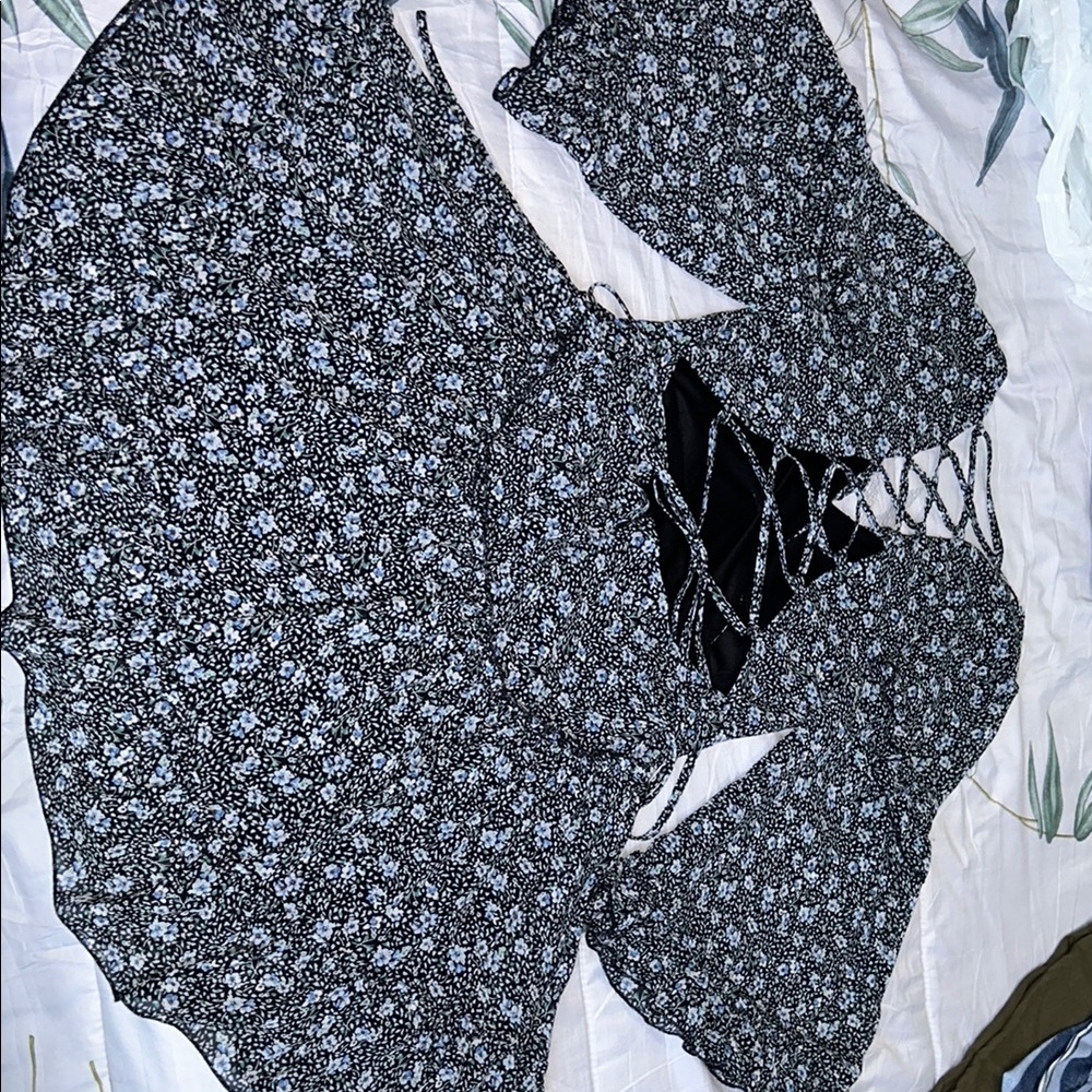 Forever 21 Black and White Floral Dress